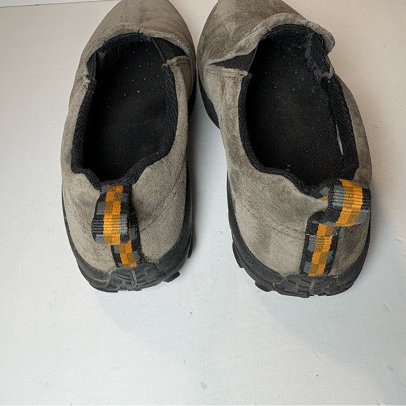 Merrell Men's Jungle Moc in the popular "Gunsmoke" colorway (Style J60787). - Picture 3 of 6